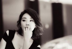 娱乐大爆料闫妮视频,娱乐大爆料背后的精彩瞬间