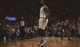 詹姆斯爆料回家视频,温馨瞬间展现家庭幸福